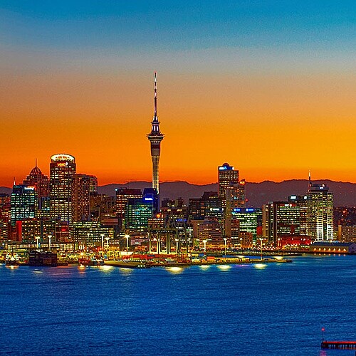 Auckland City Sonnenuntergang Panorama Skyline Neuseeland.