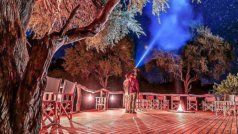 Lodge in Botswana mit Sternenhimmel