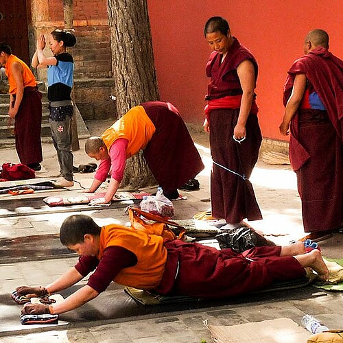 Buddhistische Mönche bei Pilgerreise in Wutai Shan auf China-Reise
