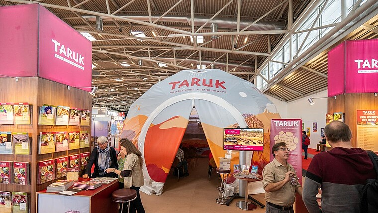 TARUK Vortragsdom mit Stand auf der Messe in München