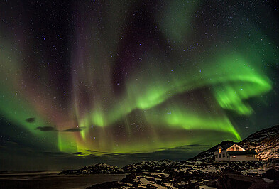 Norwegen Polarlichter einsames Haus Nyksund Vesteralen