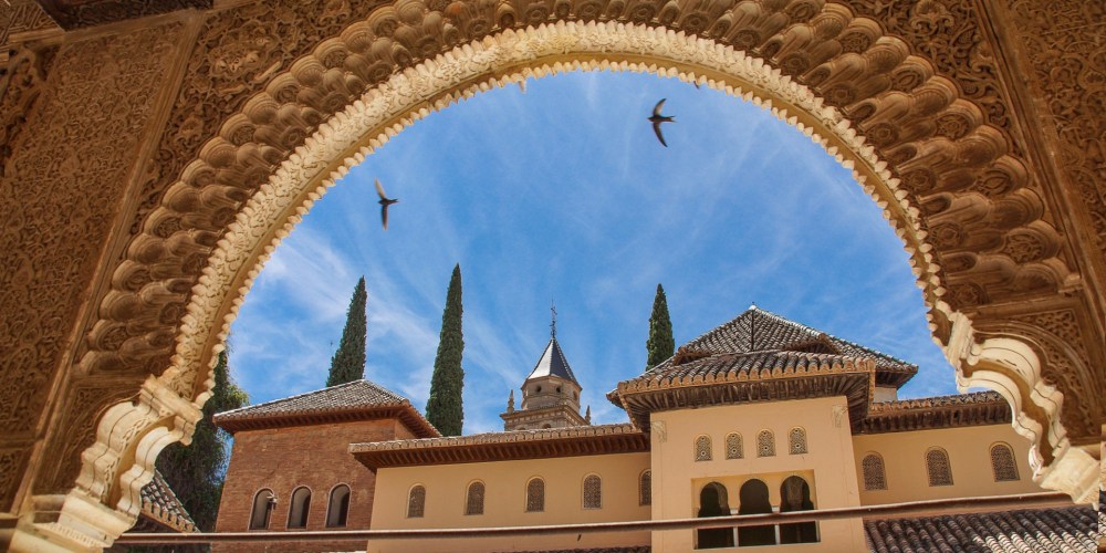 Blick auf Dächer der Alhambra in Granada, Andalusien, Spanien