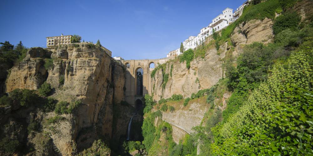 Die Puente Nuevo in Ronda Andalusien Spanien