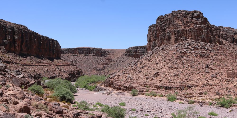 Faszinierend karge Landschaft des Djebel Saghro in Marokko
