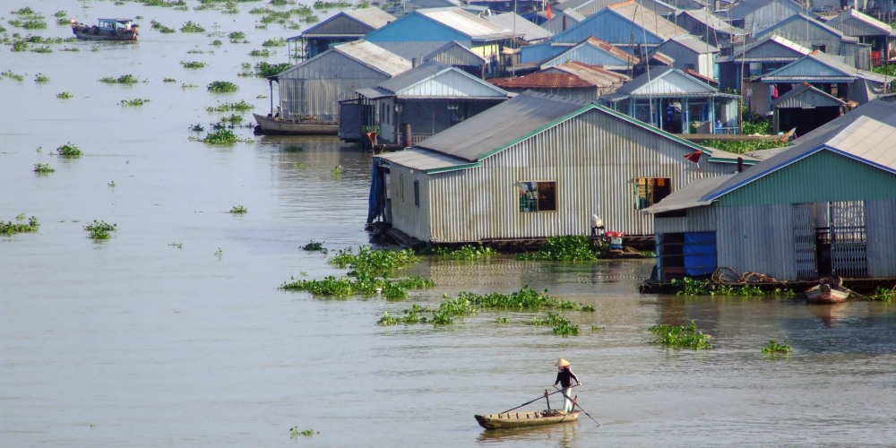 Dorf am Ufer des Mekong