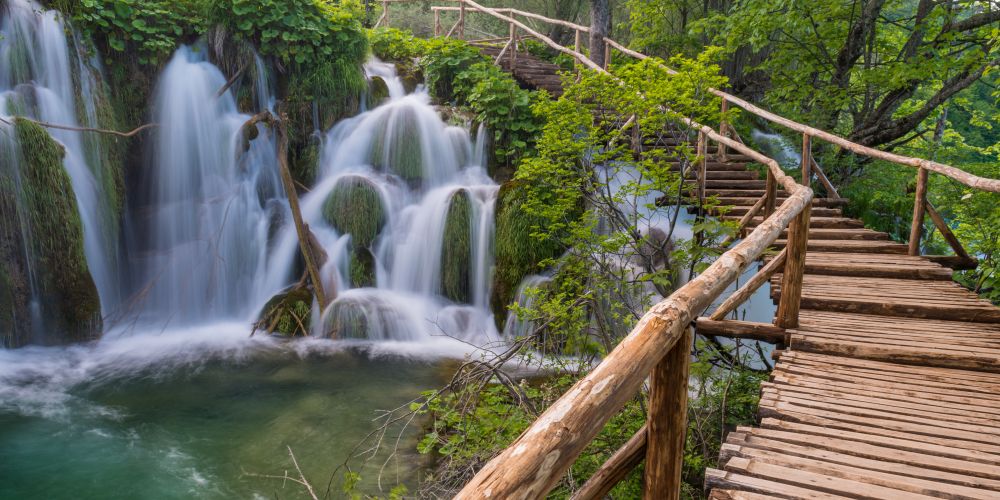 Holzsteg Wasserfall Nationalpark Plitvicer Seen