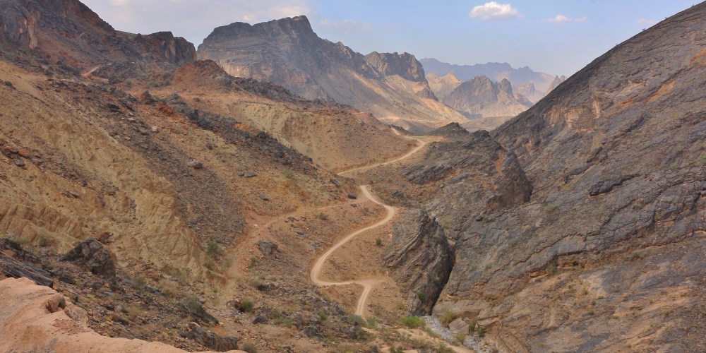 Blick auf das Hajar Gebirge im Oman