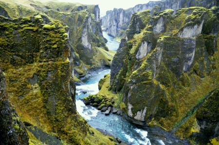 Fjadrar Canyon auf Island