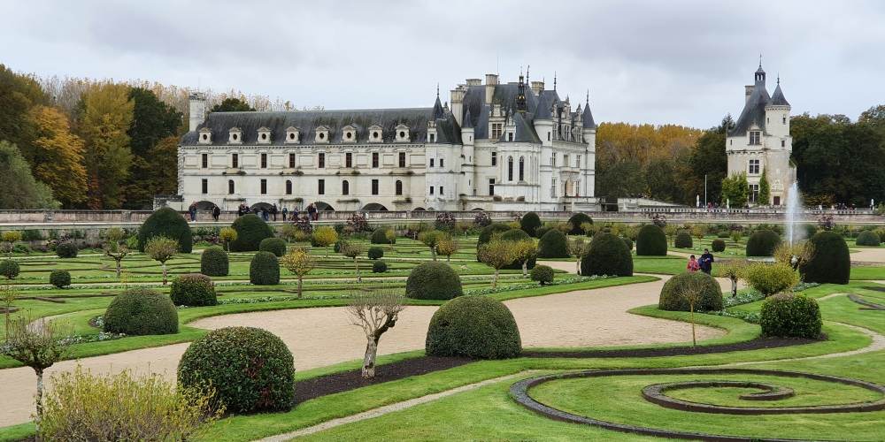 Schloss Chenonceau mit Gärten an der Loire in Frankreich
