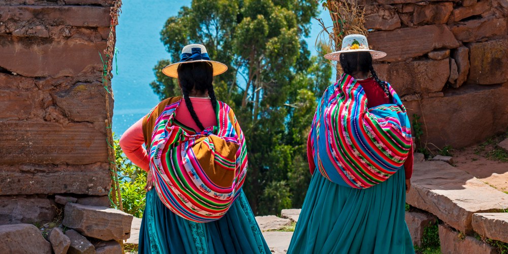 Frauen auf Taquile am Titicacasee