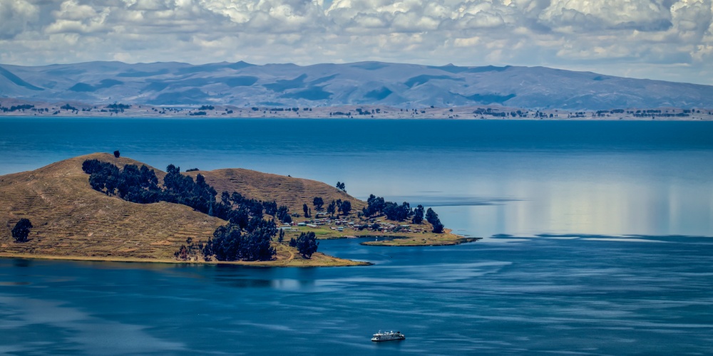 Blick auf den Titicacasee in Peru