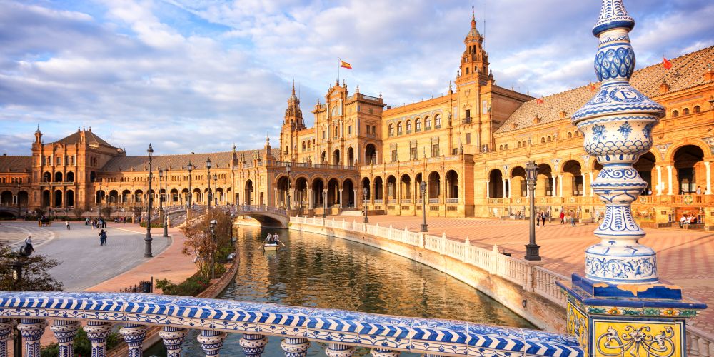 Plaza de Espana in Sevilla in Andalusien Spanien