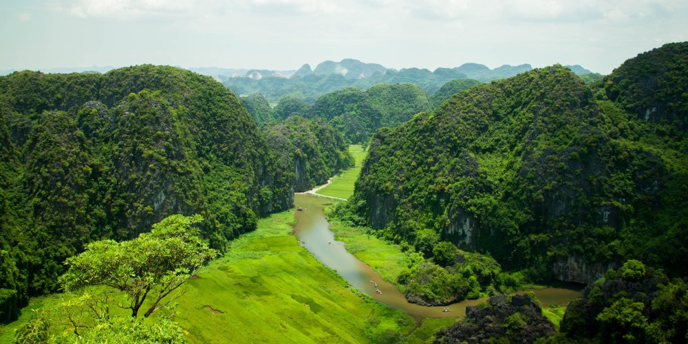 Landschaft in Ninh Binh Trockene Halong Bucht in Vietnam