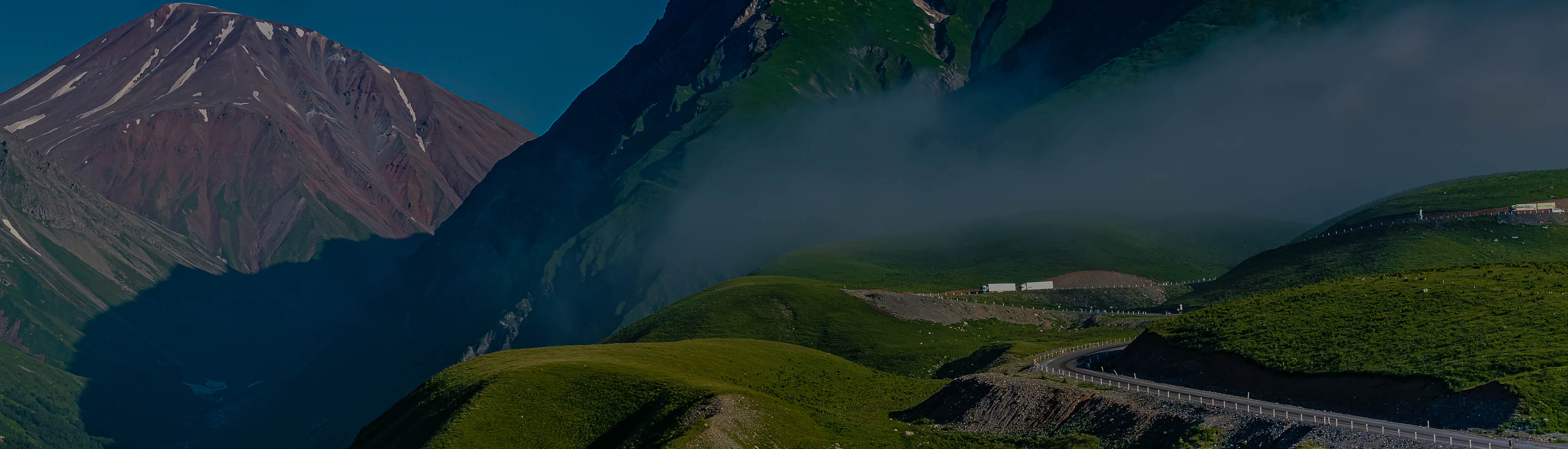 Georgien Nebel Berg Militästraße