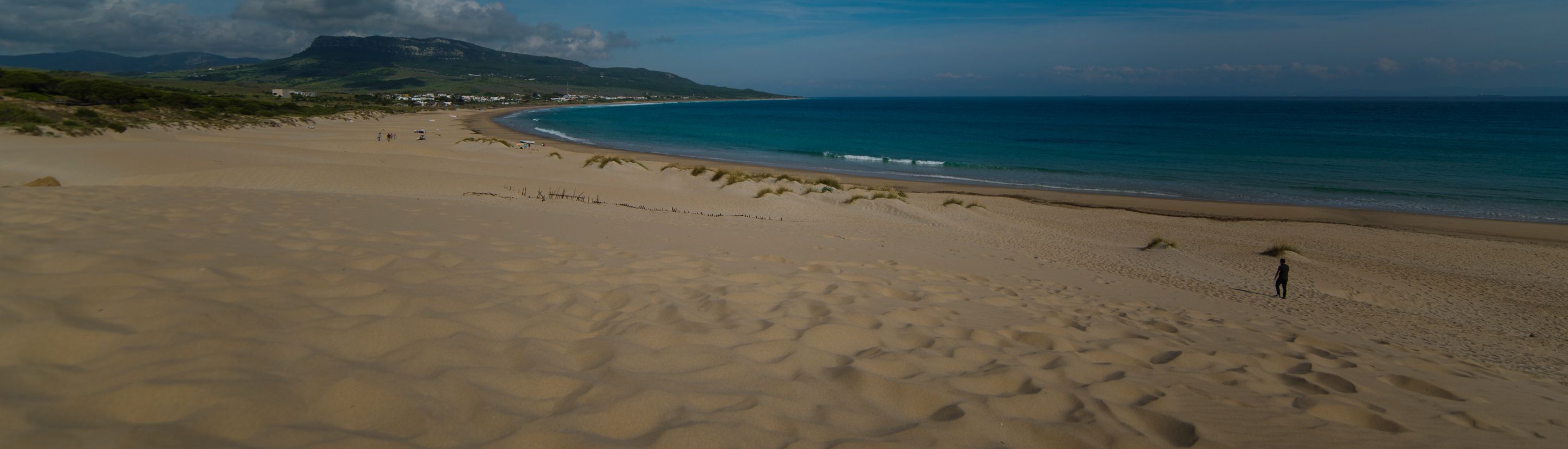 Sandstrand am Atlantik bei Cadiz in Andalusien Spanien
