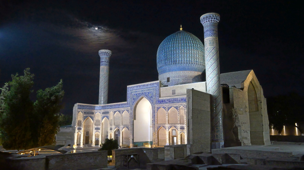 Vollmond am Gur-Emir-Mausoleum in Samarkand auf der TARUK Reise Seidenstraße